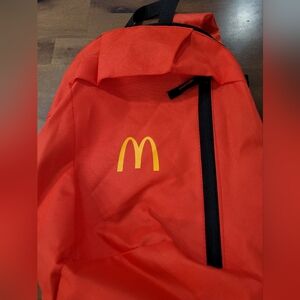 MCDONALD'S RED UNISEX SMALL POLYESTER BACKPACK 2 POCKETS ADJUSTABLE STRAP EUC